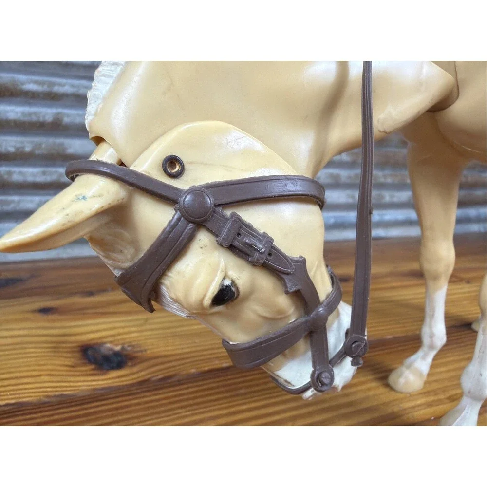 vintage MARX articulating moving head tan horse